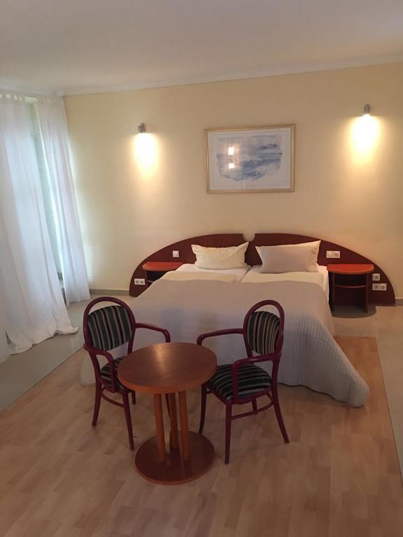 Berliner Hof Hotell Dallgow-Doeberitz Eksteriør bilde